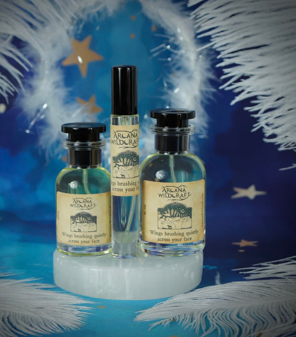 Arcana Wildcraft – Wings brushing quietly across your face perfume